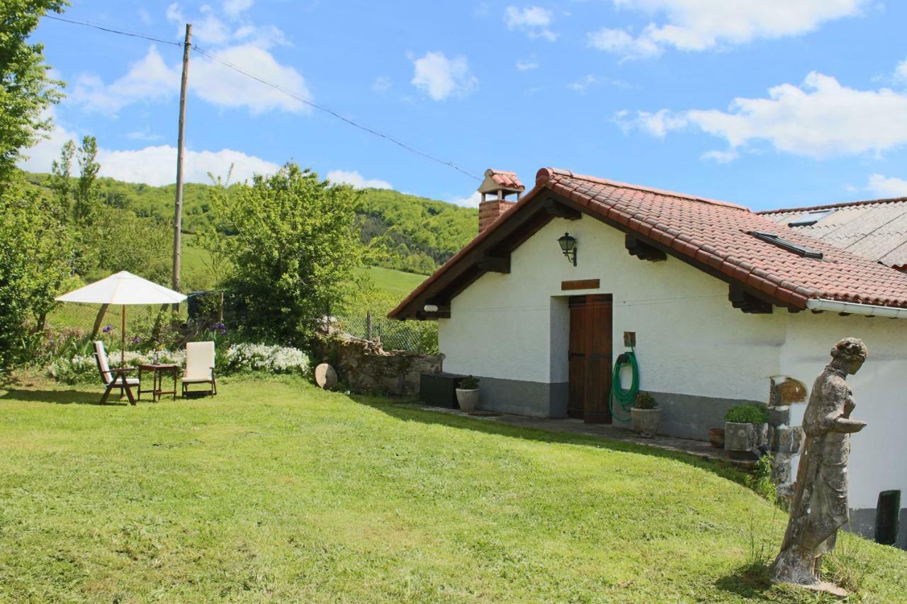 Lazkotzenea Guest House Mezkiriz Exterior photo